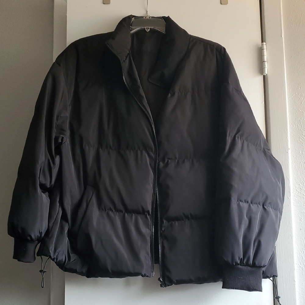 Black Quilted Puffer Jacket with Weather-Resistant Sheen